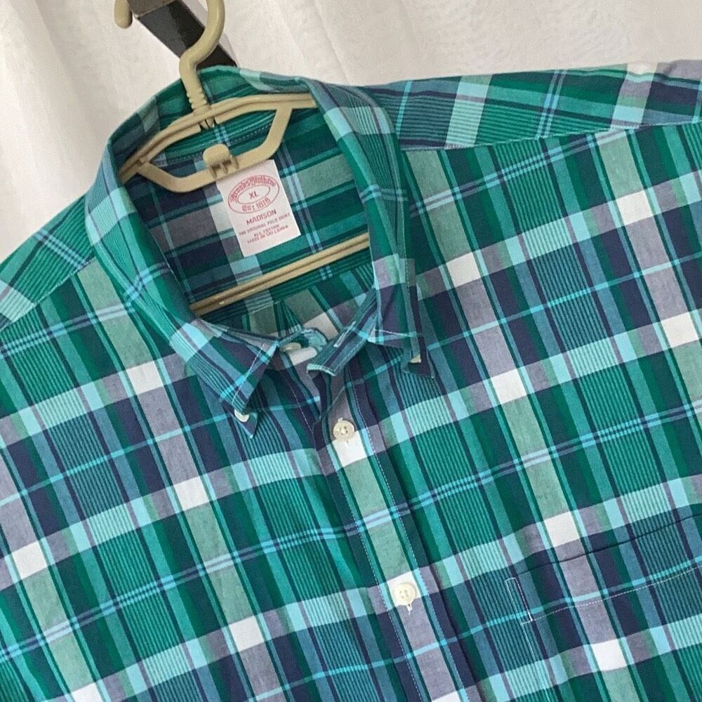 Brooks Brothers Madison Long Sleeve Button Down Plaid Shirt Men’s XL